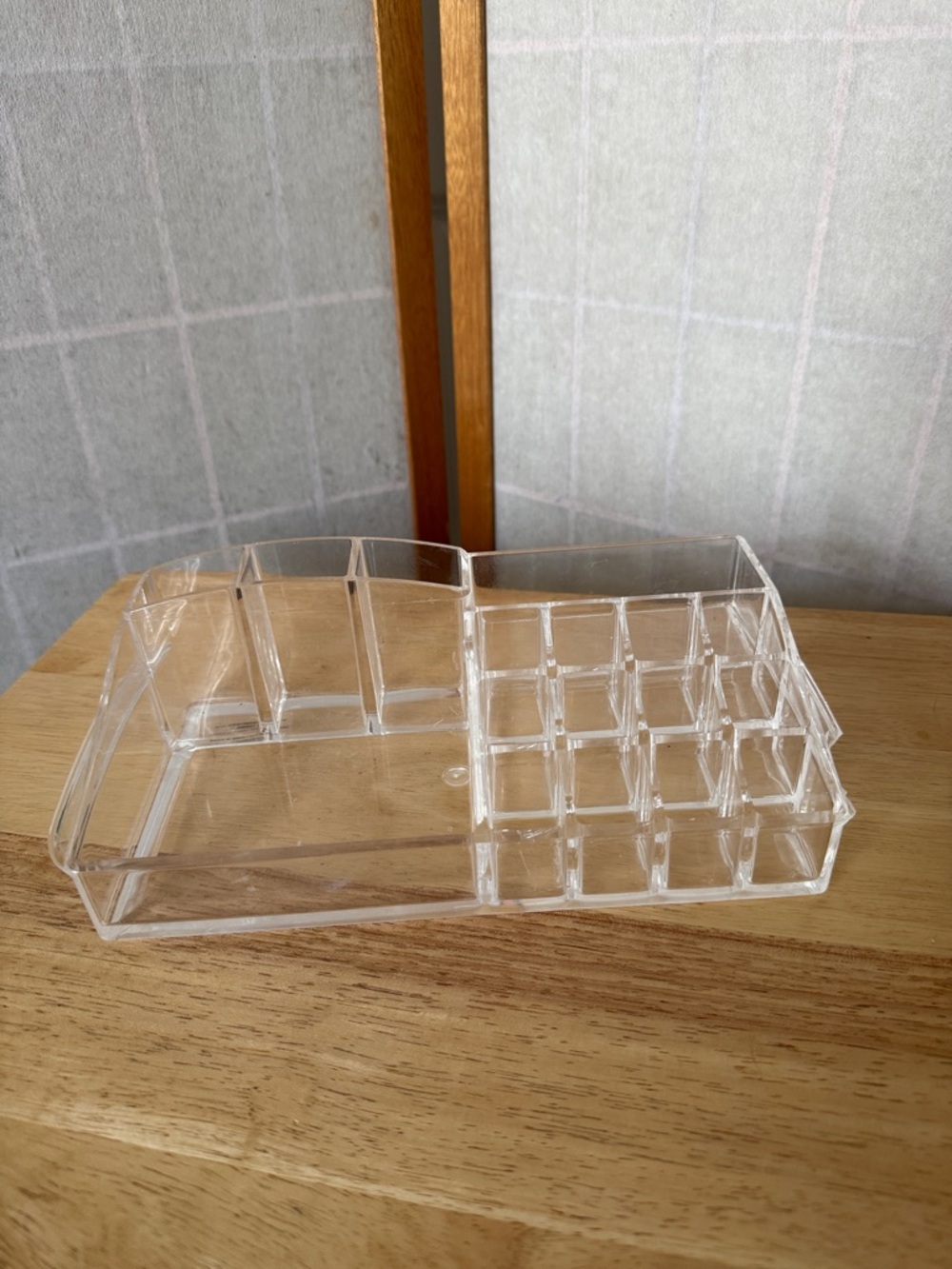 Clear Acrylic Makeup & Desk Organizer - Transparent Storage Tray